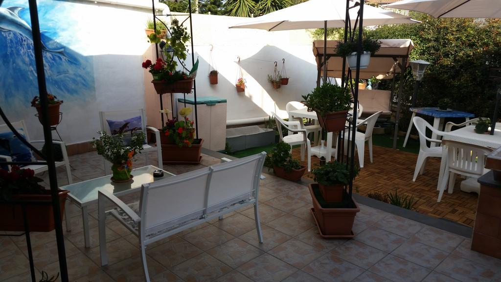 Beb I Delfini Di Casa Paola Bed & Breakfast Маскали Екстериор снимка