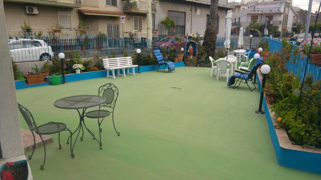 Beb I Delfini Di Casa Paola Bed & Breakfast Маскали Екстериор снимка