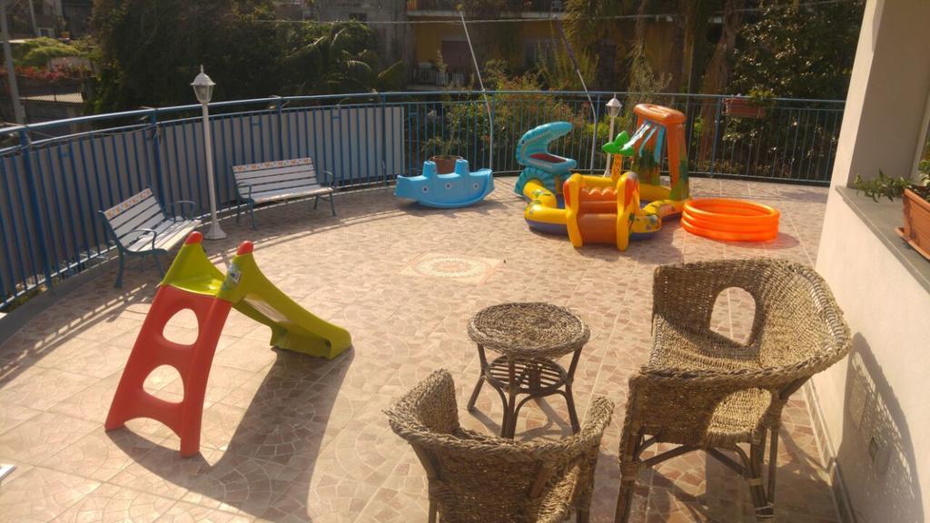 Beb I Delfini Di Casa Paola Bed & Breakfast Маскали Екстериор снимка