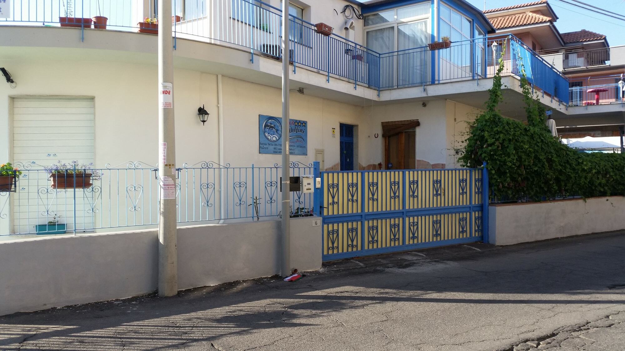 Beb I Delfini Di Casa Paola Bed & Breakfast Маскали Екстериор снимка